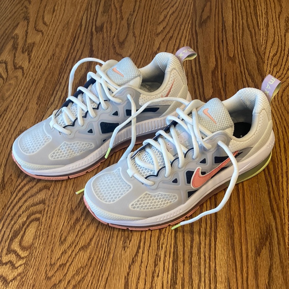 Women’s Nike Air Max Genome Summit in White/Crimson Bliss (DC4057-100), size 8